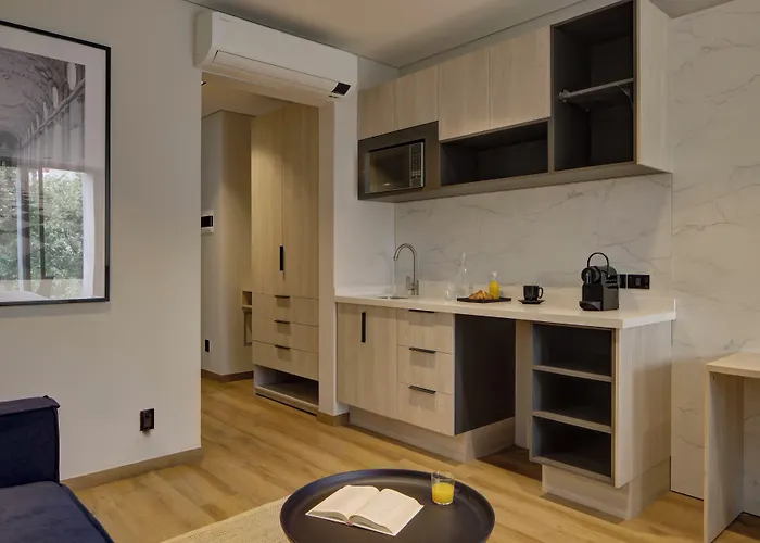 Aparthotel Vuestro 4*