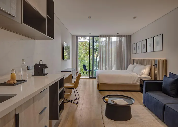 Aparthotel Vuestro 4*